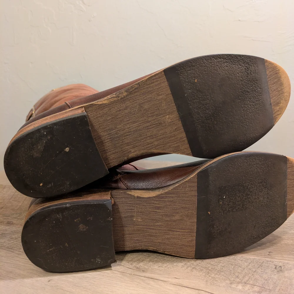 Arturo Chiang Tan Leather Boots W/Buckle Details - Picture 5 of 7